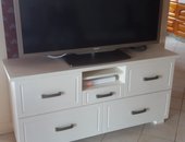 meuble TV en médium avec tiroirs en bois , laqué blanc morgins