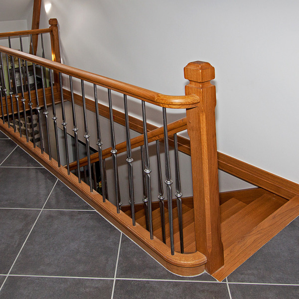 Escalier bicolore arrivée